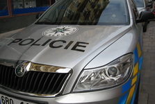 Kuriozita u Jedovnic! Muž volal policisty kvůli zdrogovanému řidiči, pozitivní test ale měli oba