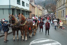 Blansko zve na víkend plný zážitků: Oslavte Svatého Martina pochodem, vínem nebo bubenickou show!